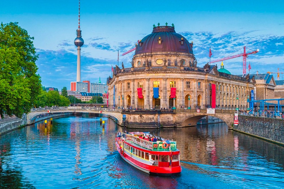 Germany Language Schools: City Guide and Visa Process